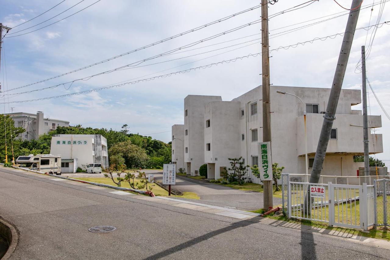 Villa Blumare Shirahama Exteriör bild